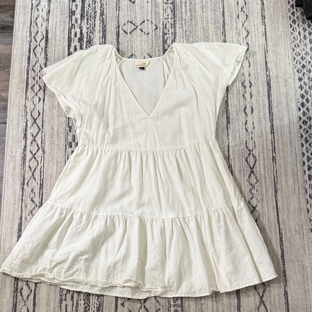 Elegant Cream Women's Dress